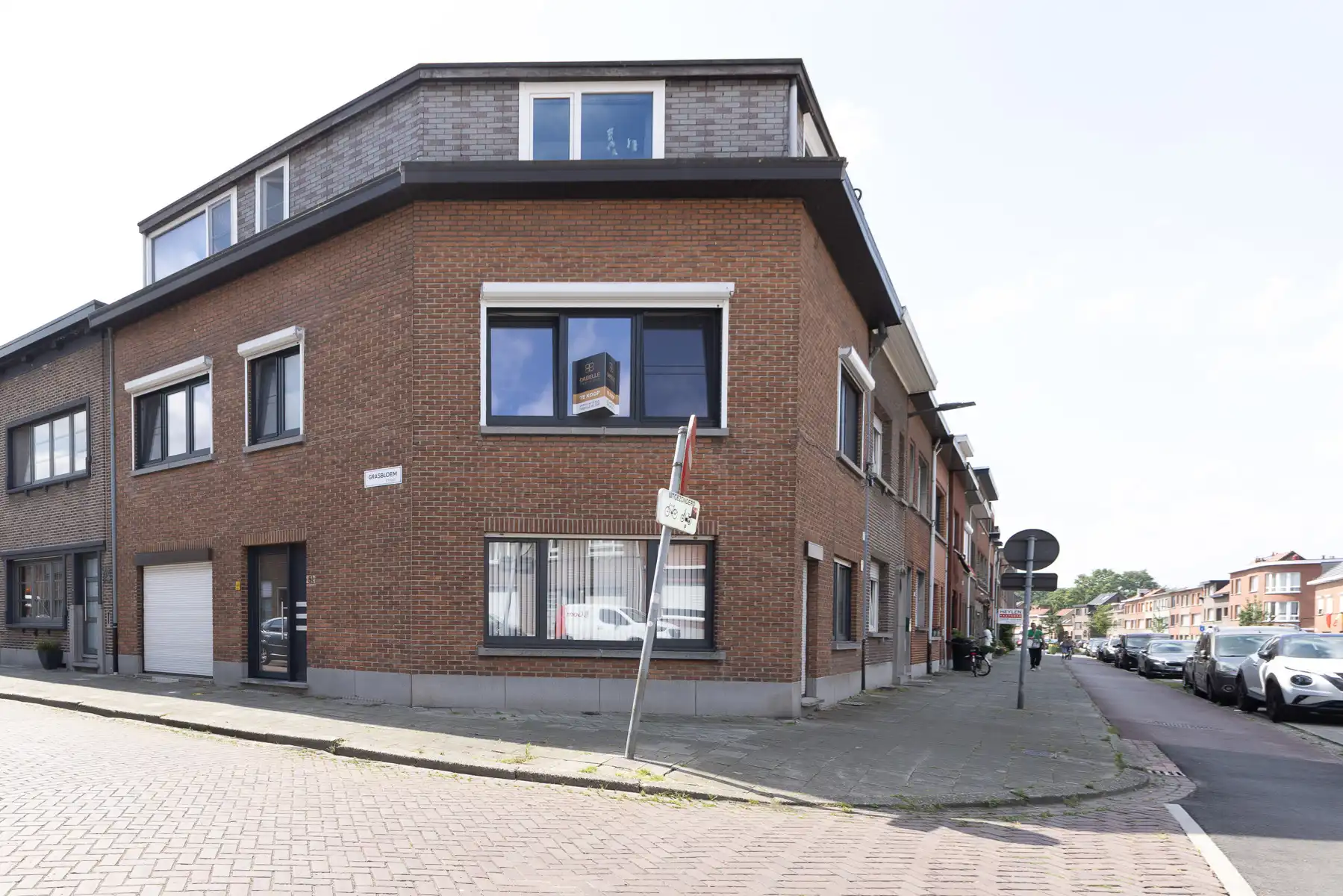 Appartement te koop in Merksem – 2 slaapkamers – lage kosten foto 9