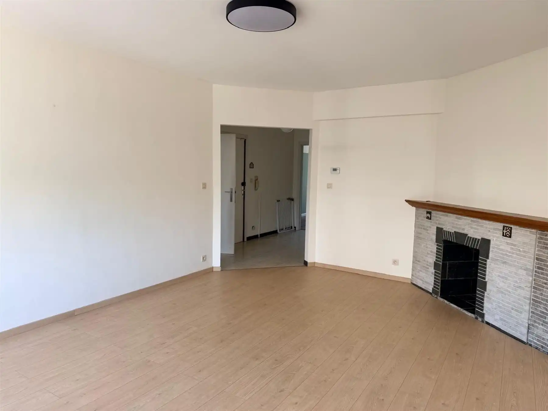 GOED GELEGEN APPARTEMENT VLAKBIJ CENTRUM foto 3