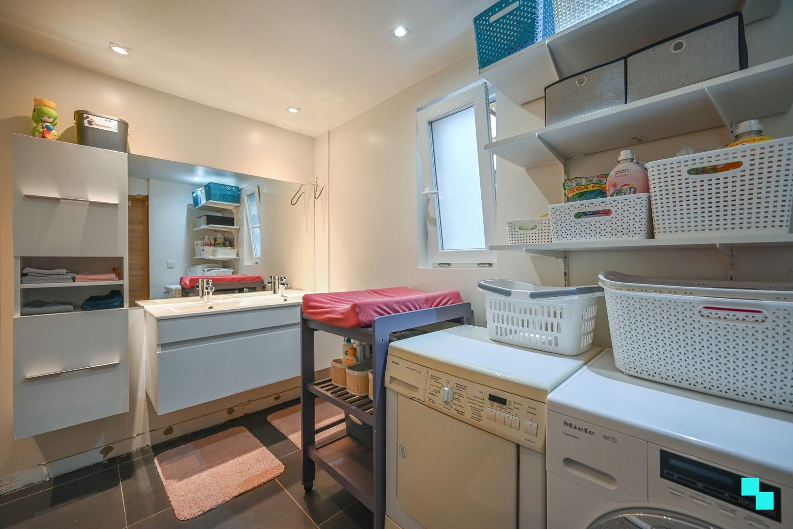 Energiezuinige woning nabij de Gavers in Harelbeke! foto 15