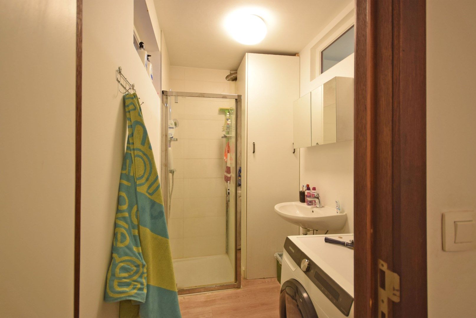 APPARTEMENT MET TWEE SLAAPKAMERS NABIJ CENTRUM IEPER foto 8
