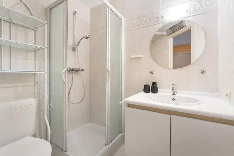 MODERN ZONGERICHT  1 SLAAPKAMERAPPARTEMENT  OP WANDELAFSTAND VAN HET STRAND foto 5