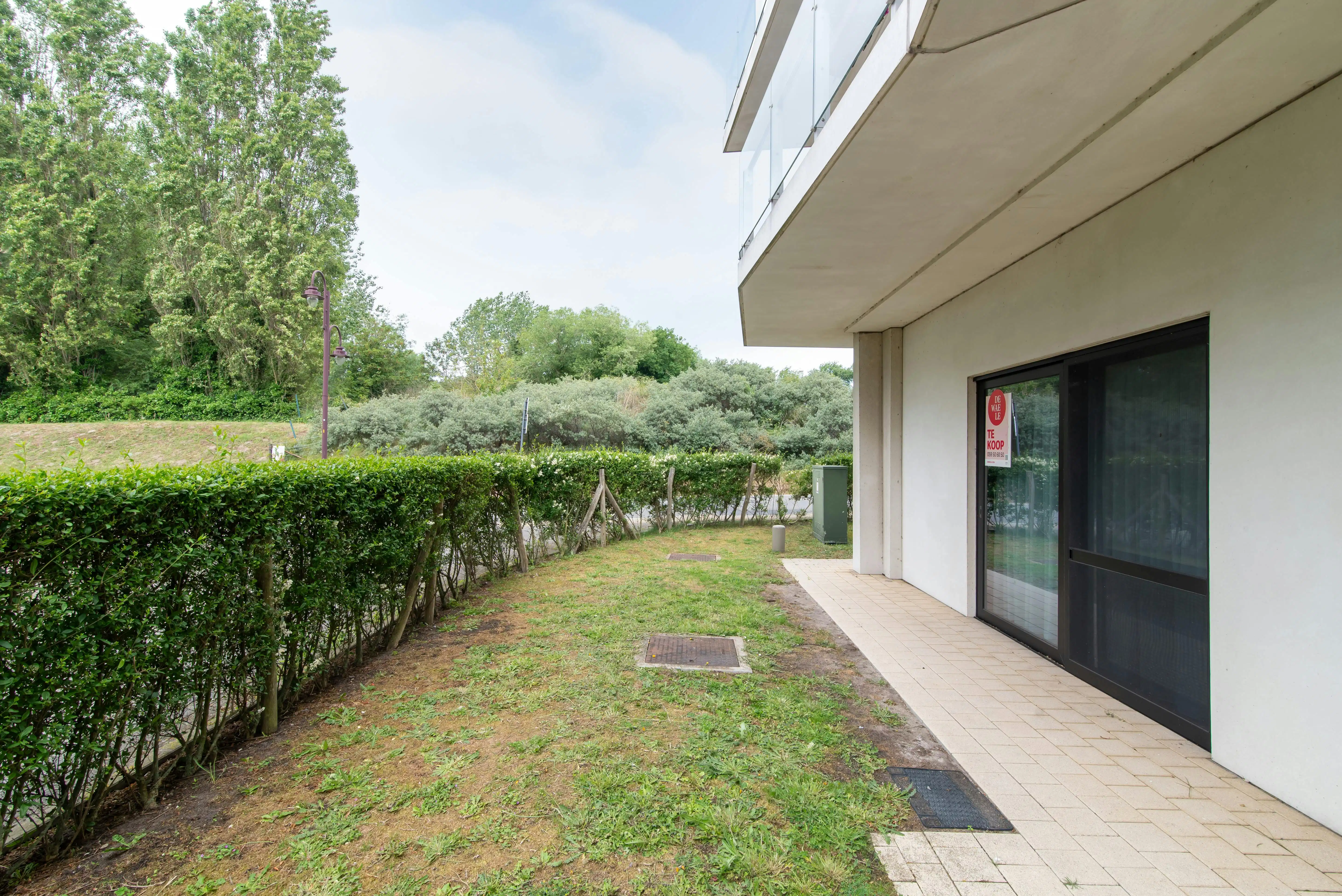 Prachtige assistentiewoning met zonnige tuin te De Haan foto 2
