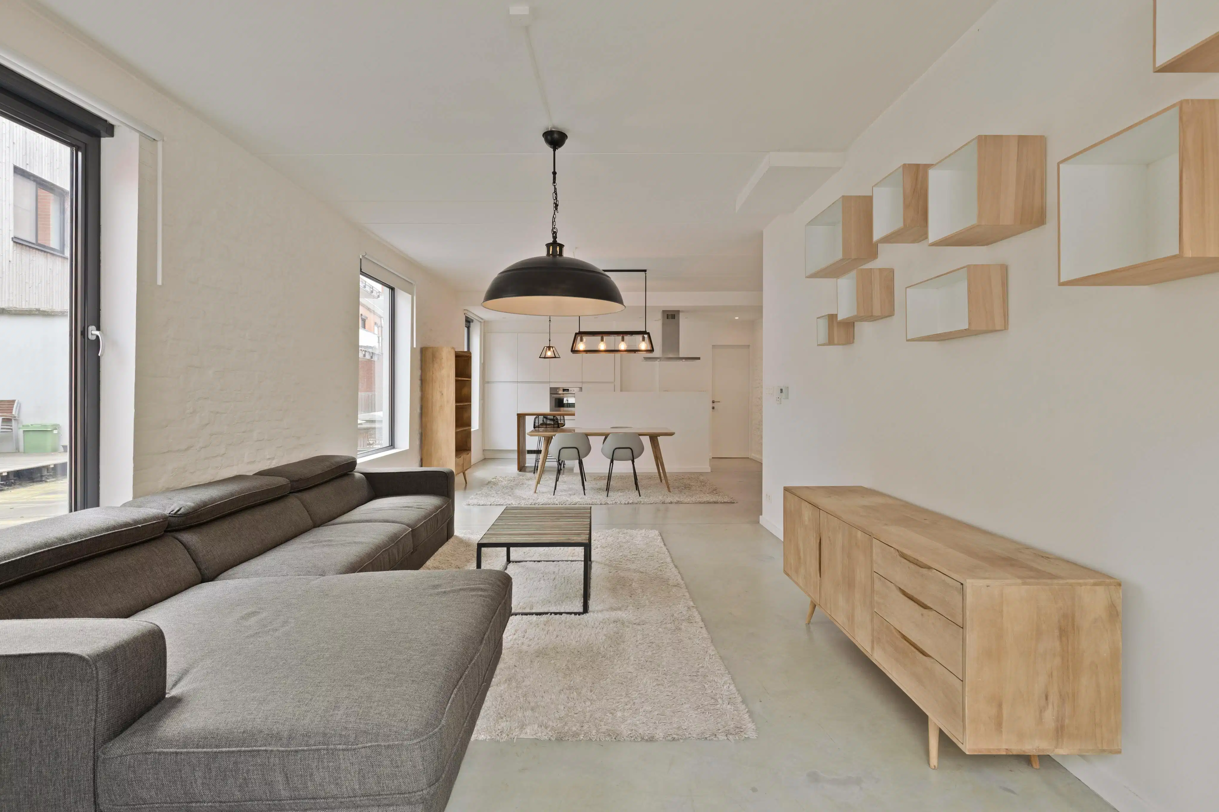 Karaktervolle en instapklare duplex badend in het licht foto 7