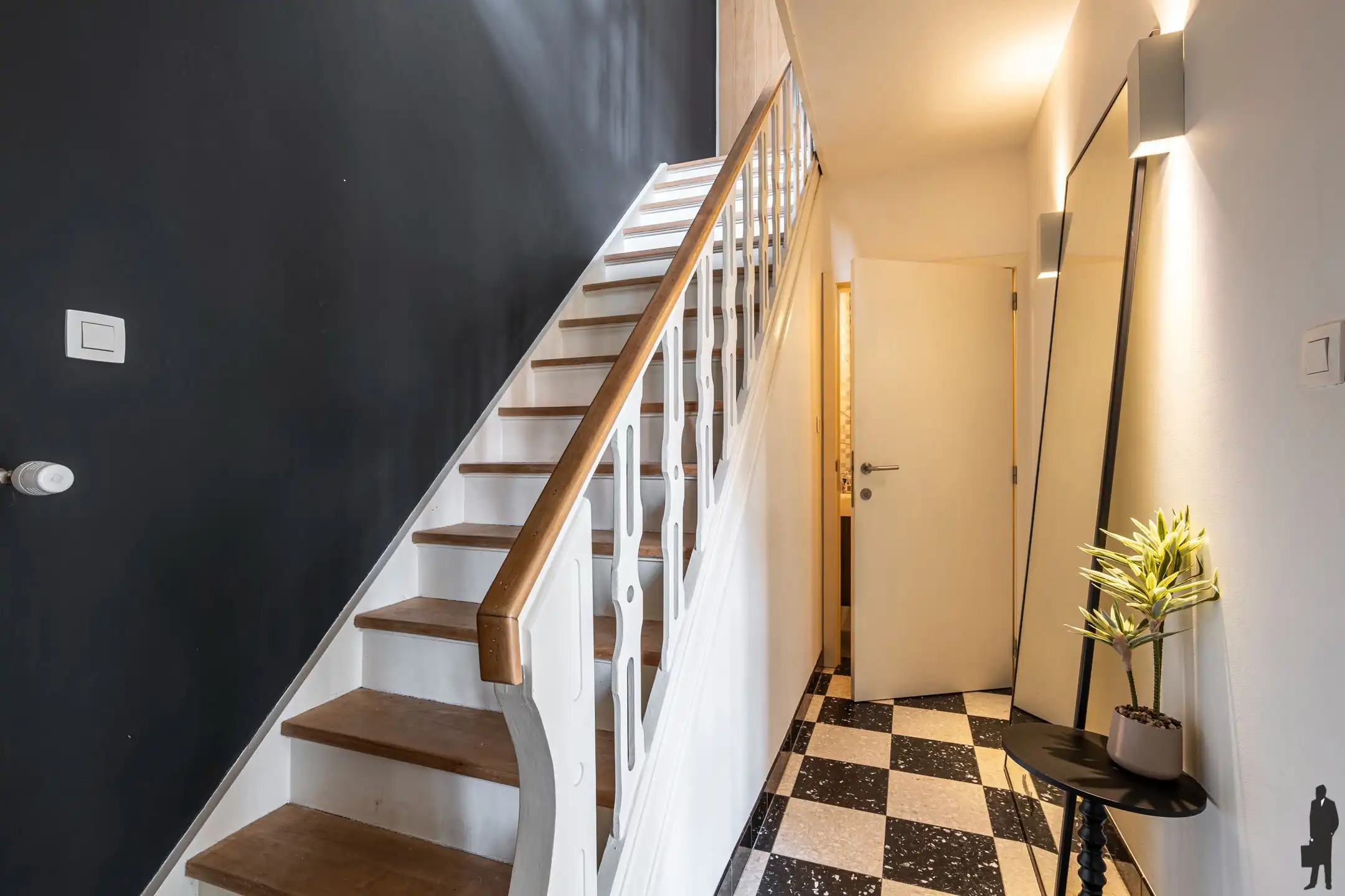 Instapklare woning met 4 slpk. te Minderhout foto 13