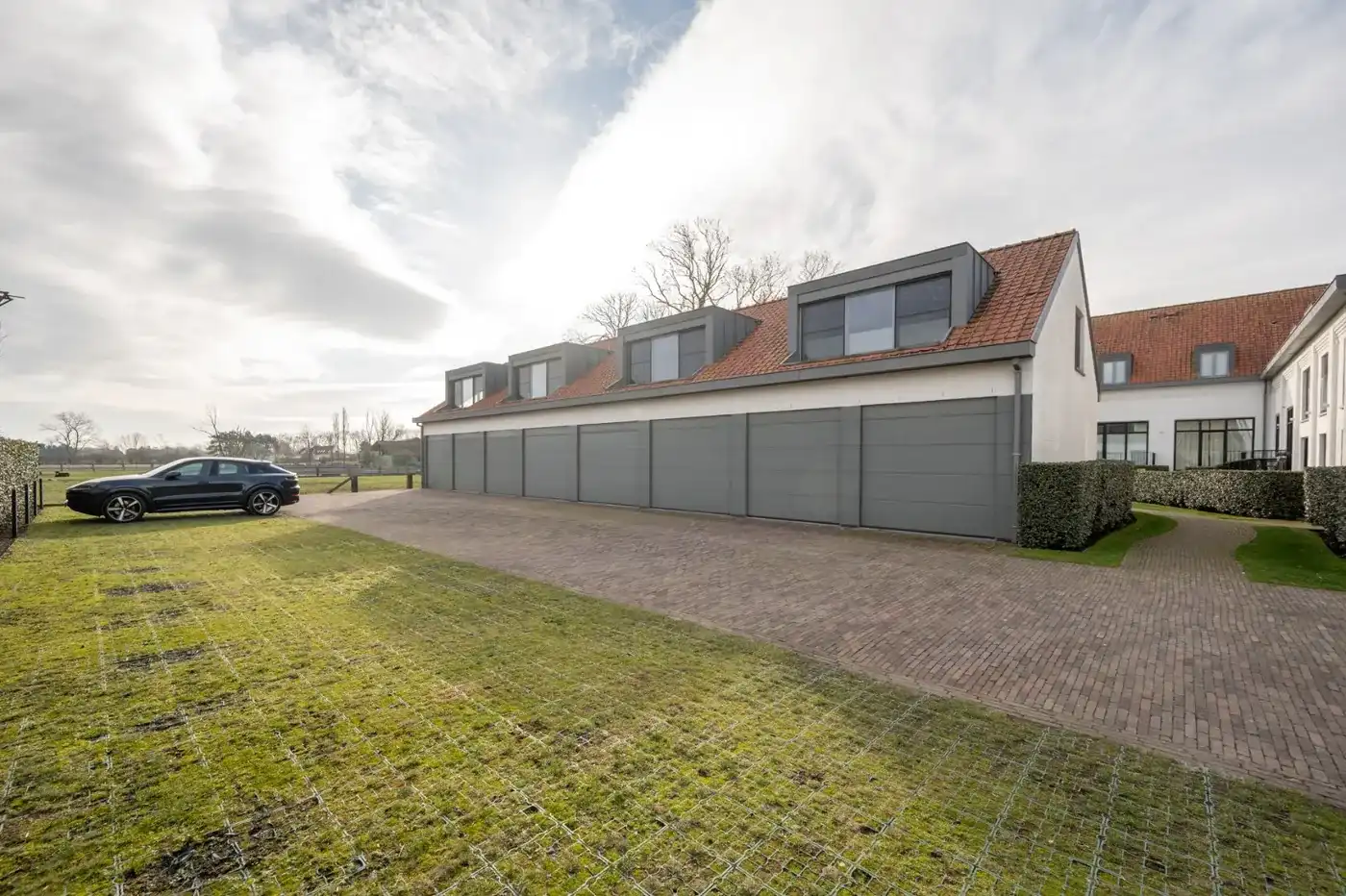 Lichtrijke bel-etage woning nabij van het Oosthoekplein in Het Zoute foto 25