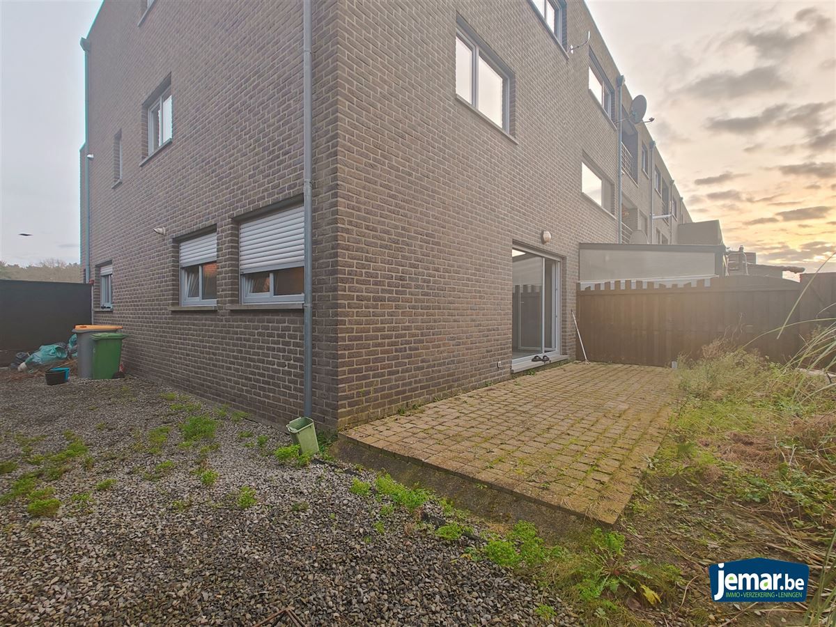 Gelijkvloers duplex appartement met 1 slaapkamer, tuin, berging en parking foto 17