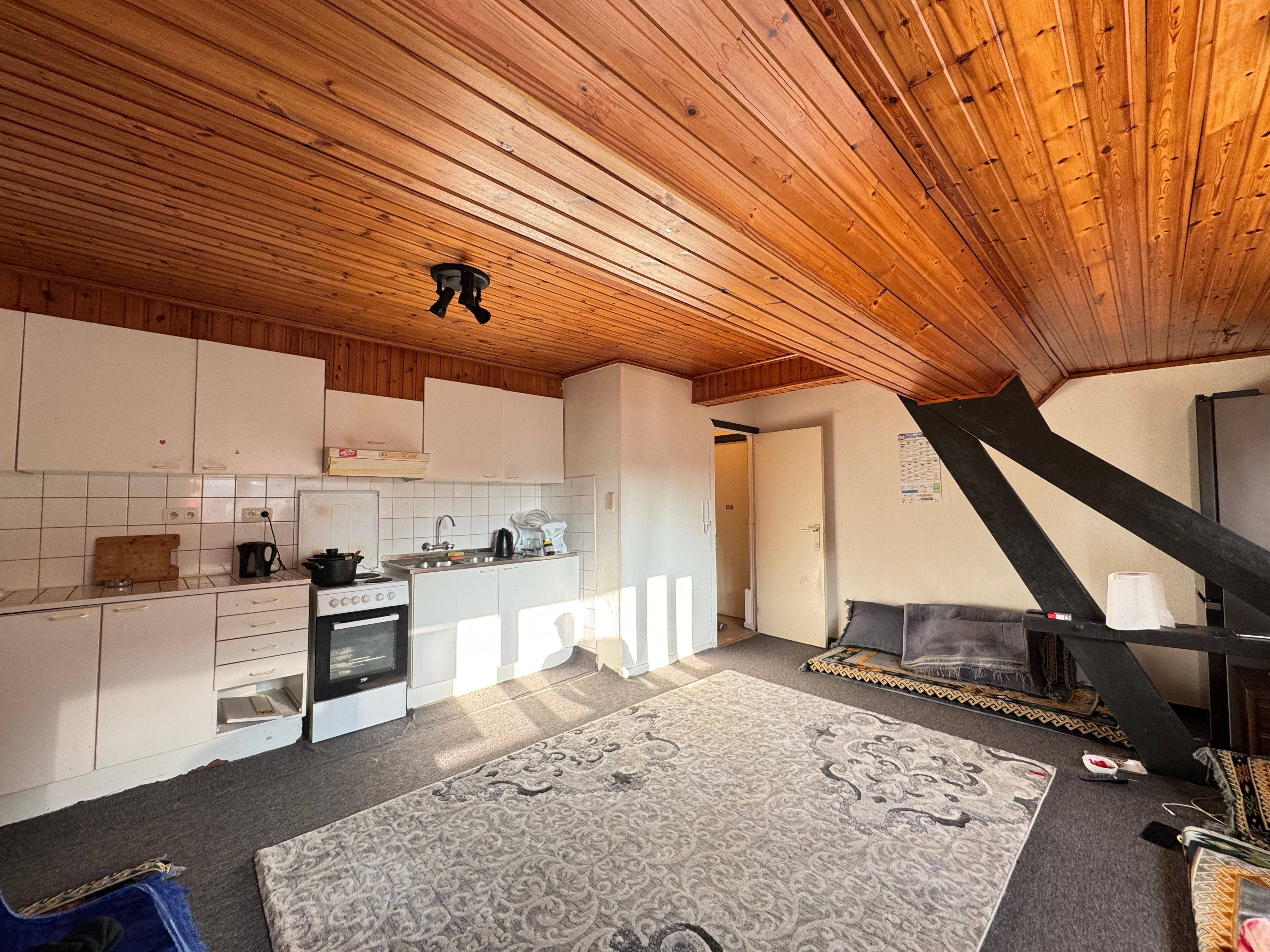 Opbrengsteigendom met 4 vergunde appartementen foto 8