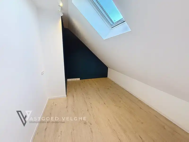 🌿 Goed onderhouden woning met 4 slaapkamers, grote garagebox/werkplaats & energiezuinige voorzieningen in Uikhoven foto 29