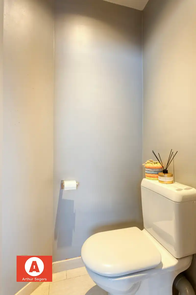 Open bebouwing in een doodlopende straat. foto 22