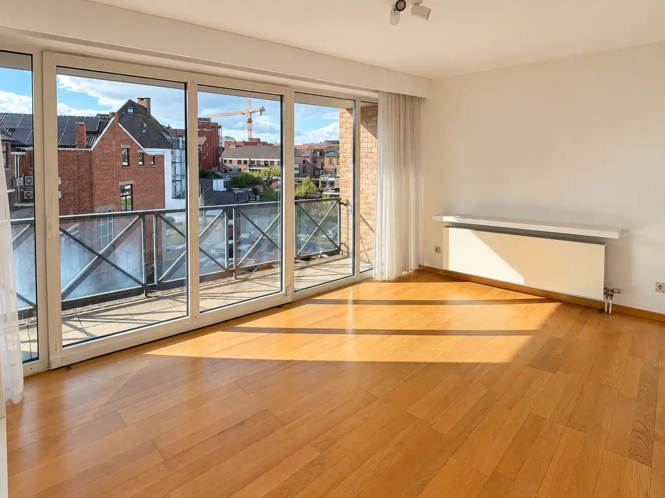Lichtrijk appartement met 2 slaapkamers, 2 terrassen en ondergrondse parking in Hasselt centrum foto 11