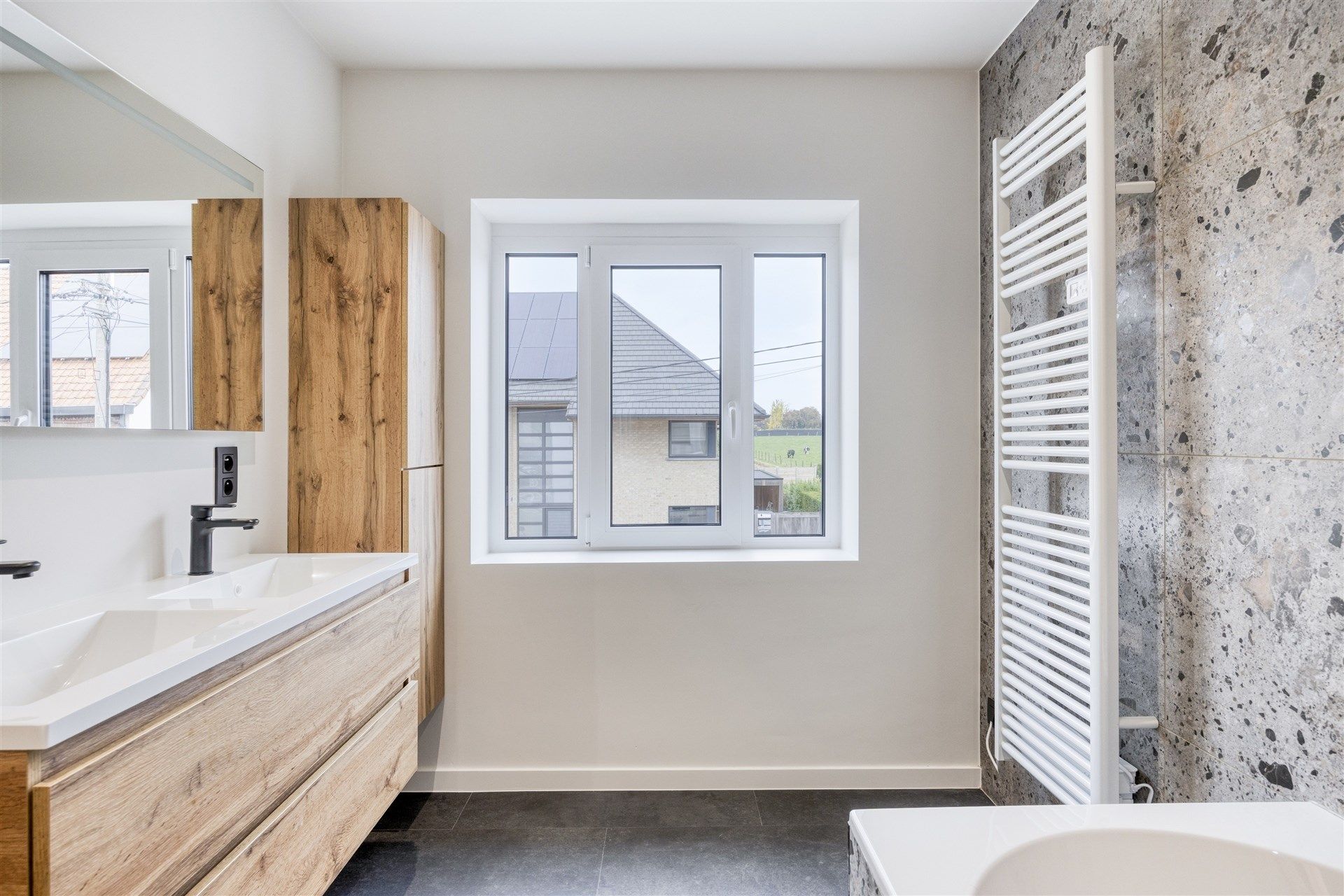 Moderne woning met 4 slaapkamers te Sint-Lievens-Houtem foto 23