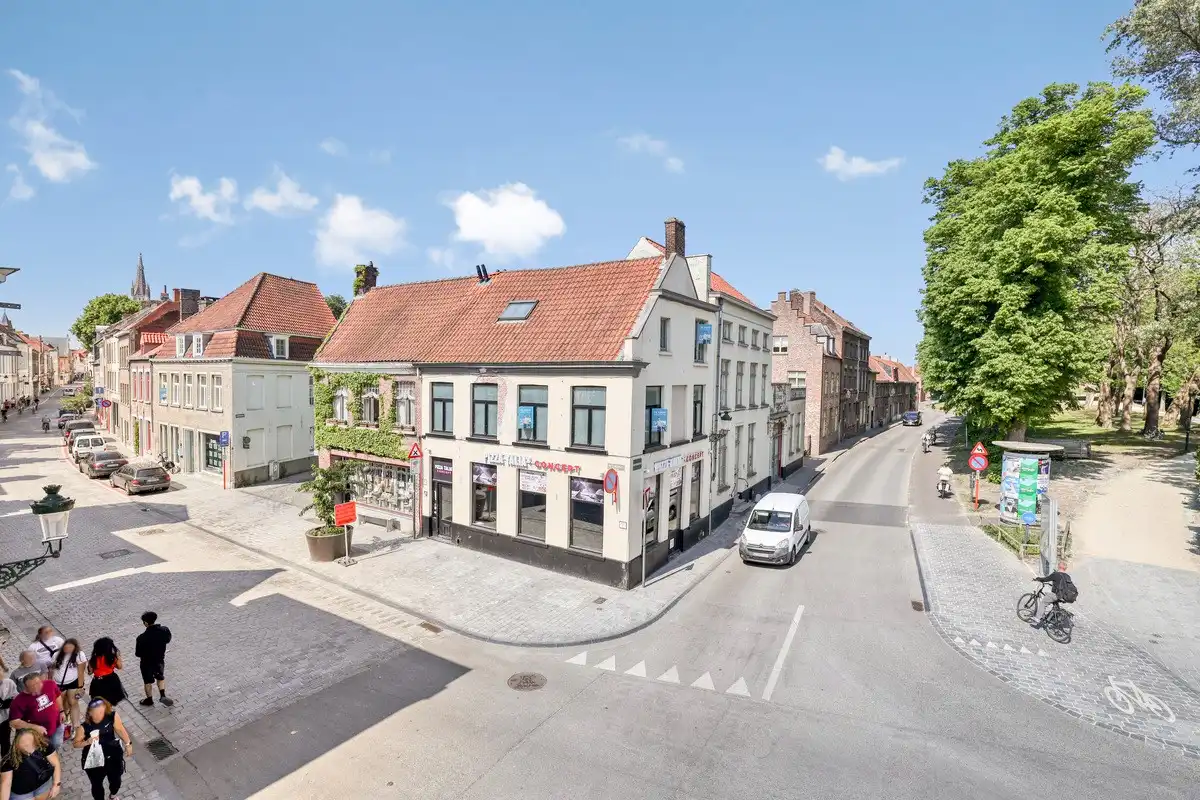 HANDELSPAND met WOONST te BRUGGE foto 2