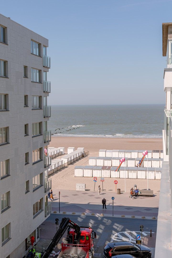 Instapklare penthouse op een topligging met zijdelings zeezicht en gelegen vlakbij het iconische Driehoeksplein. foto 18