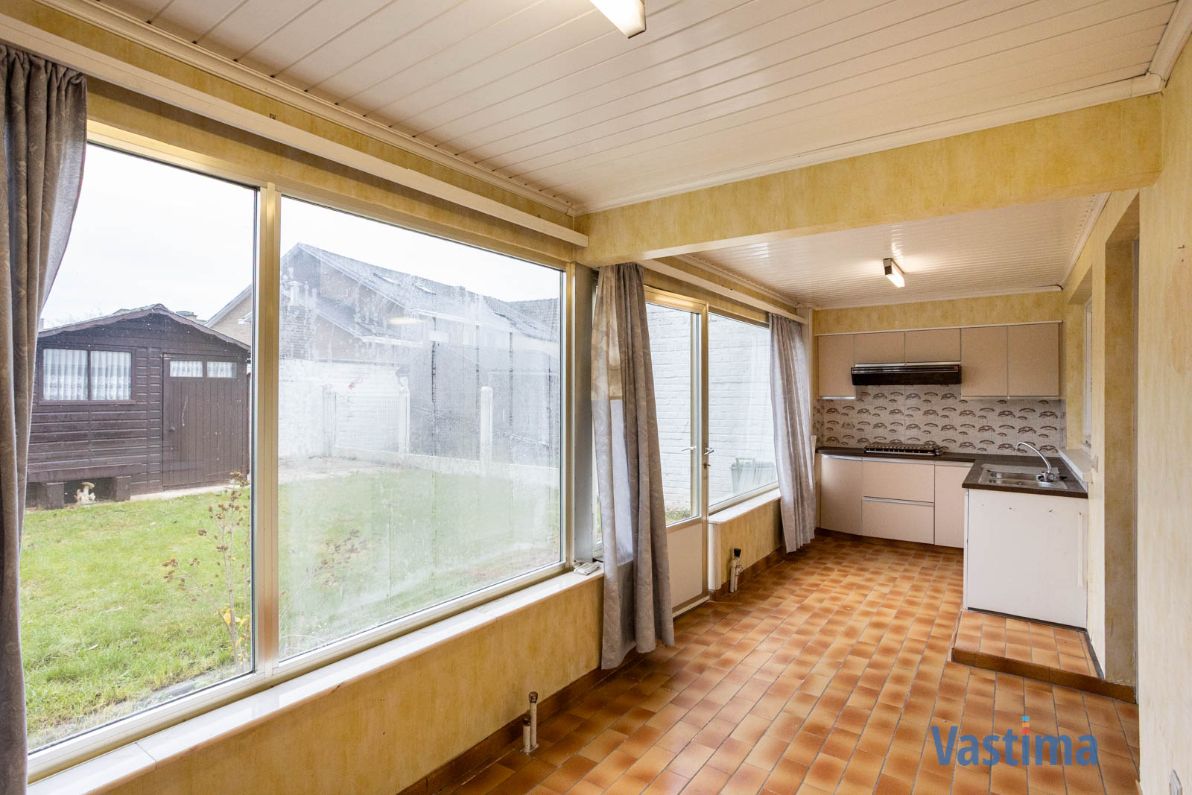 Ruime gezinswoning met potentieel nabij centrum Denderleeuw foto 6