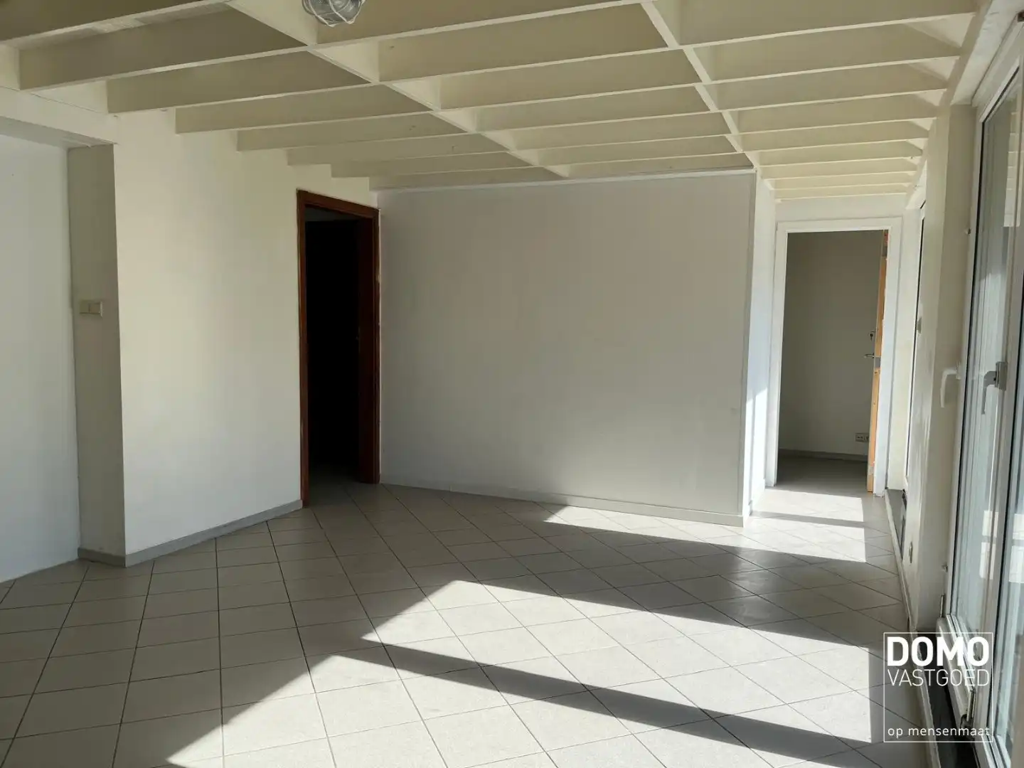 DUPLEXAPPARTEMENT MET TERRAS TE STOKROOIE foto 4