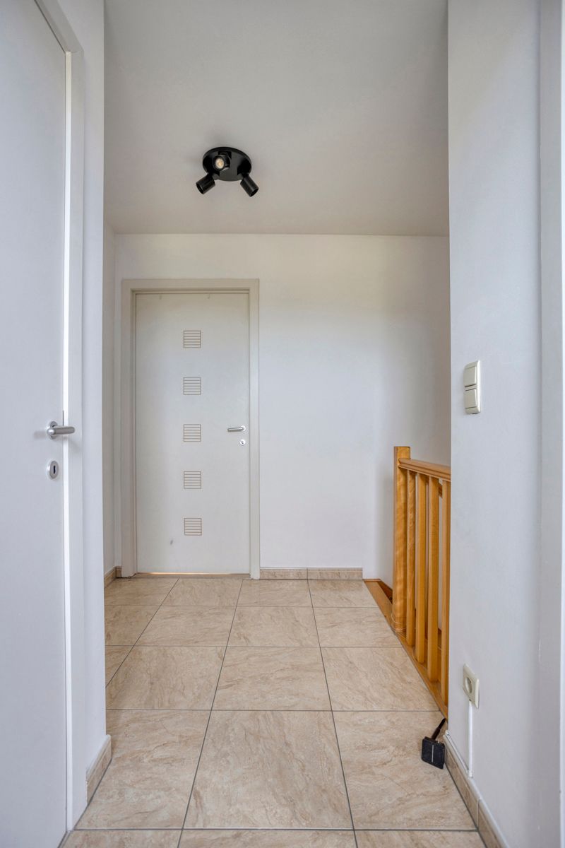 Ruim appartement met 3 slaapkamers! foto 12