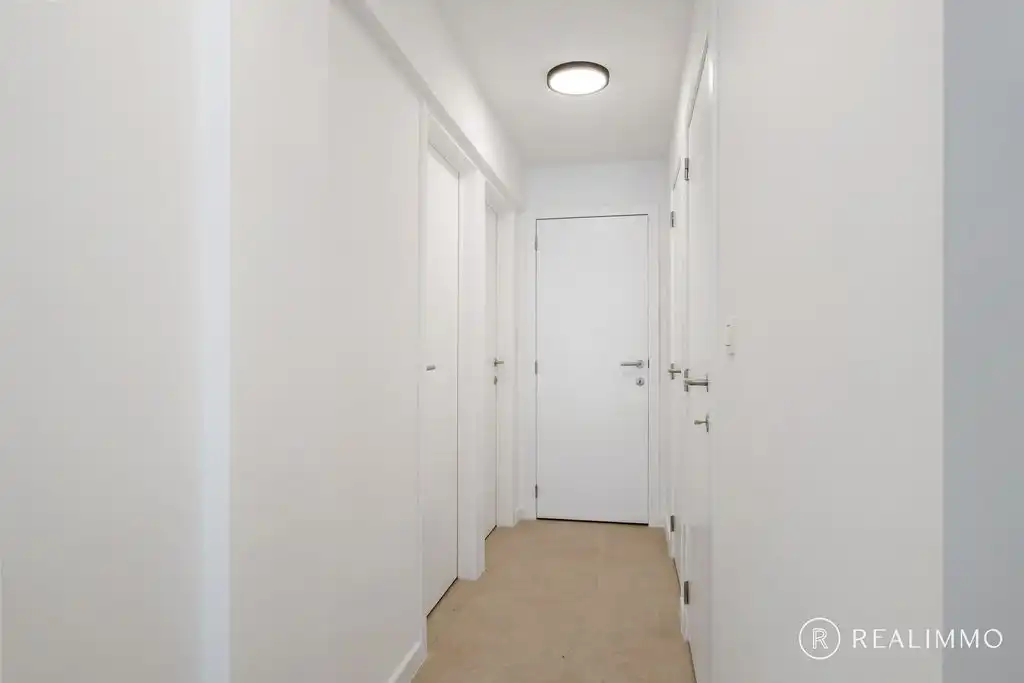 Gerenoveerd 2-slaapkamerappartement met verhuurpotentieel in L’Escale foto 8
