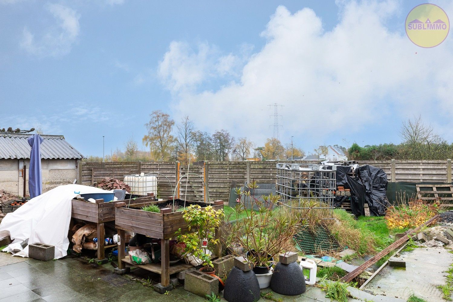 Ruime gelijkvloerse woning met 4 slaapkamers op een perceel van 554m². foto 21