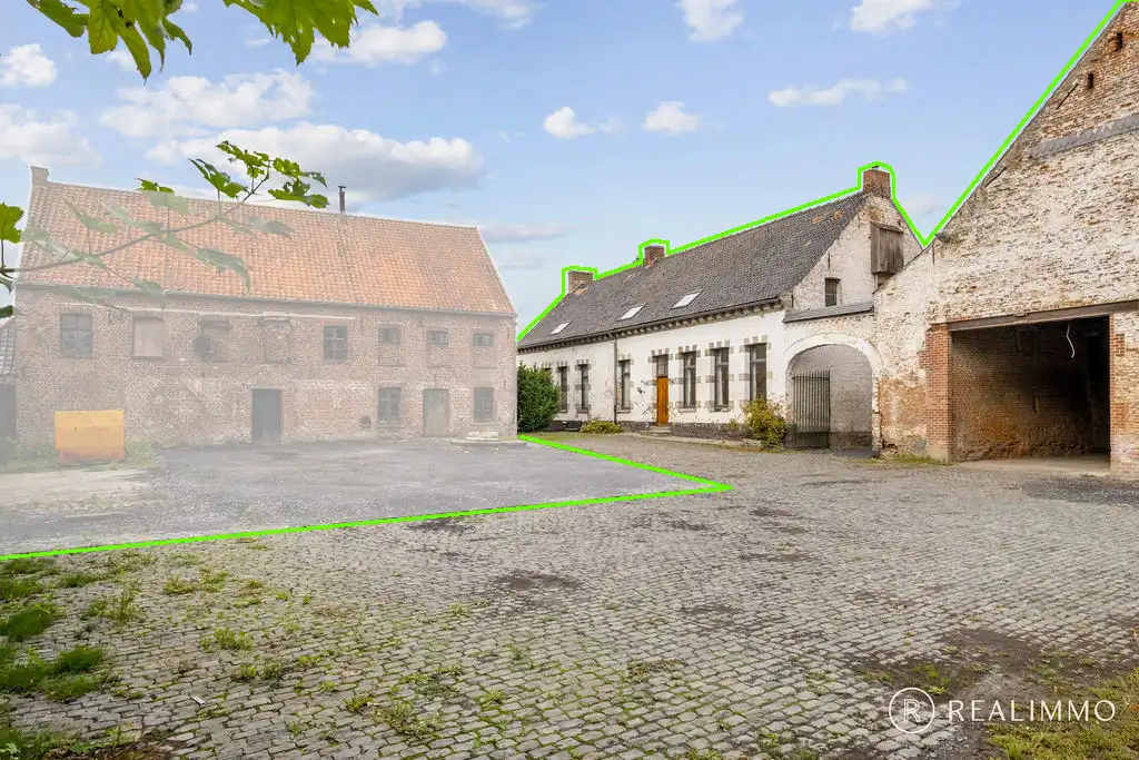 Authentieke vierkantshoeve op mooie ligging met tal van mogelijkheden foto 15