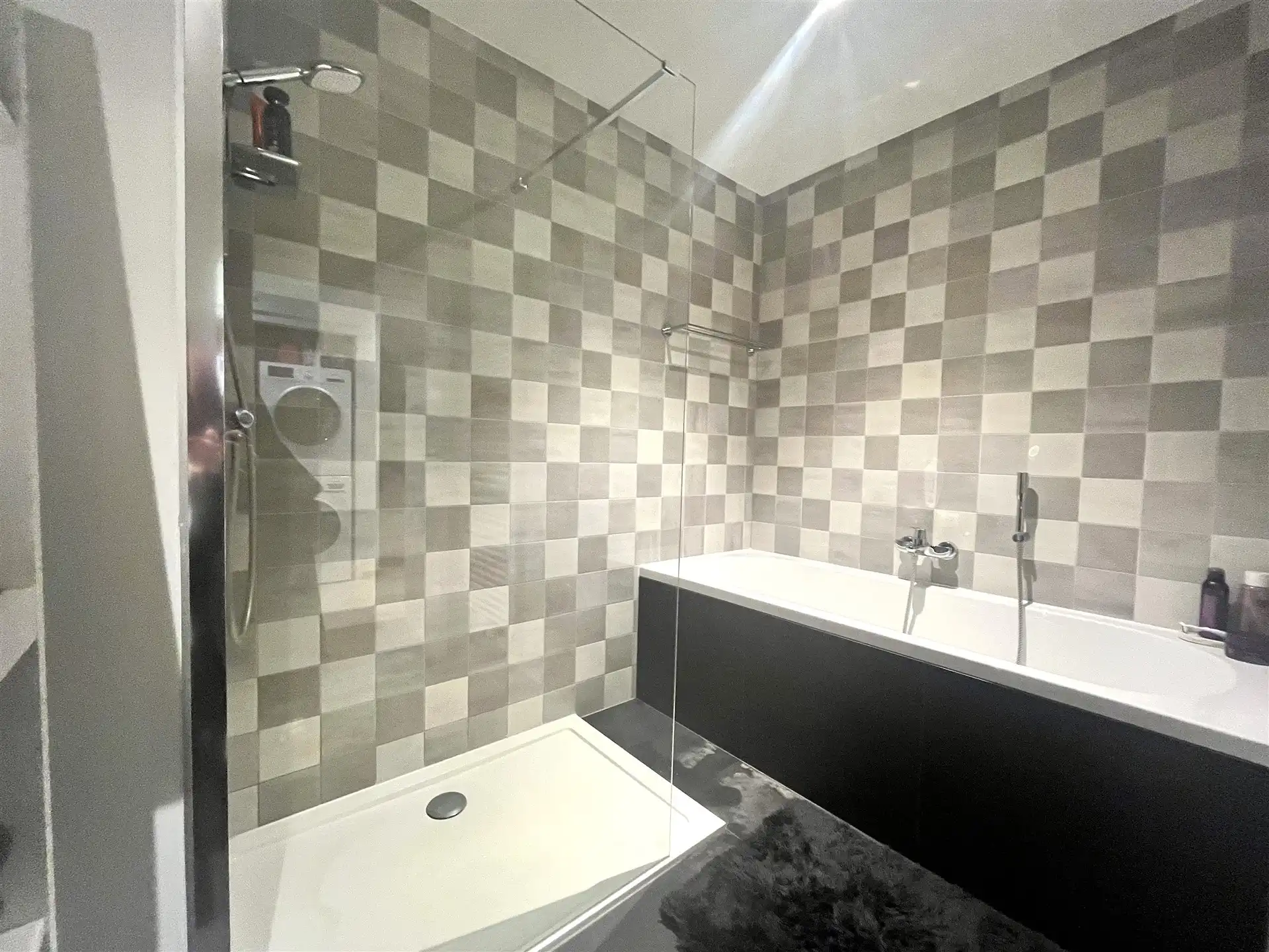 gelijkvloers appartement met 2 slaapkamers en tuin in Antwerpen foto 9