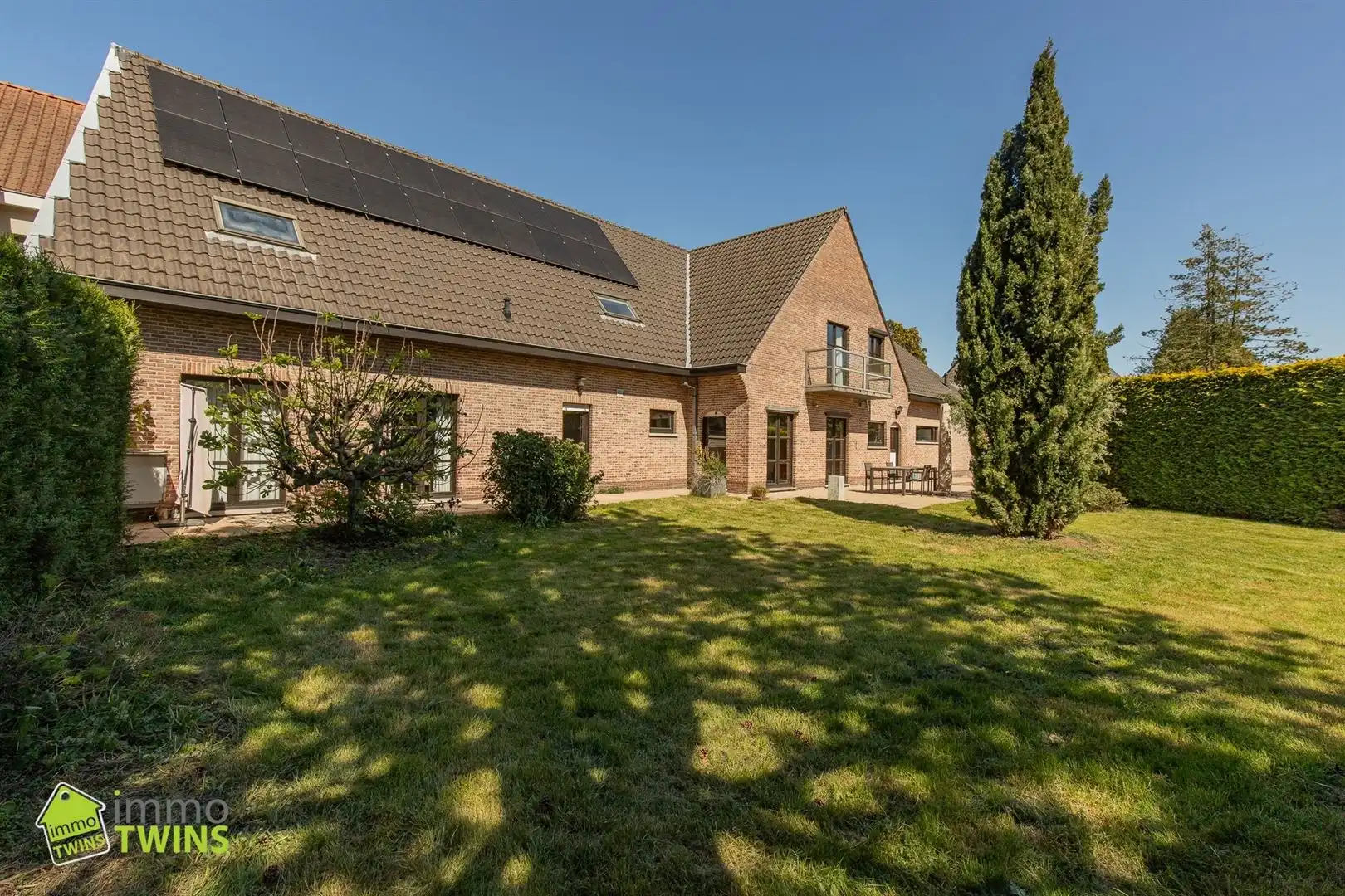Uitzonderlijk ruime en veelzijdige praktijkwoning / cohousing met tal van mogelijkheden foto 11