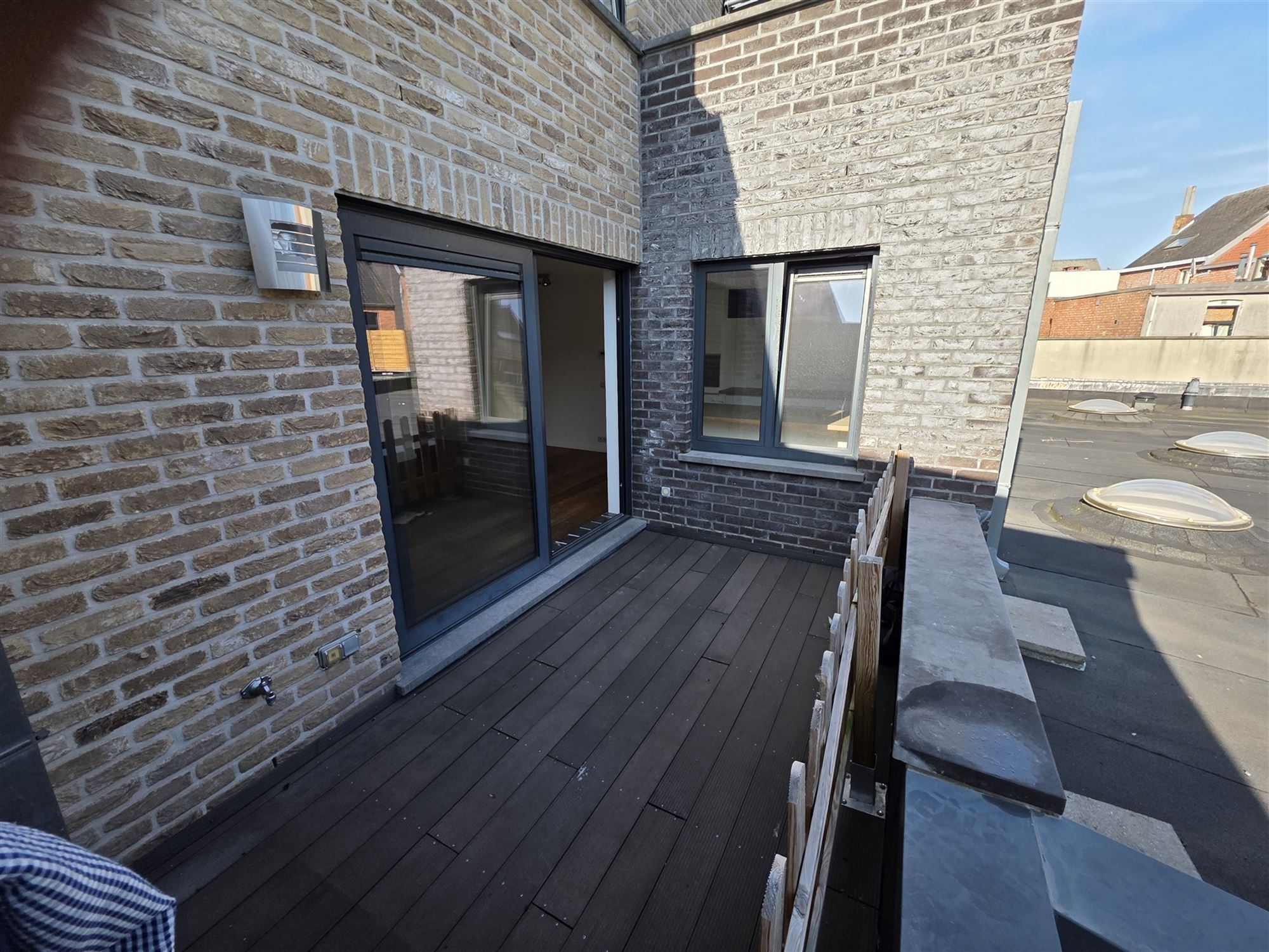 Charmant en recent appartement met zonneterras foto 9