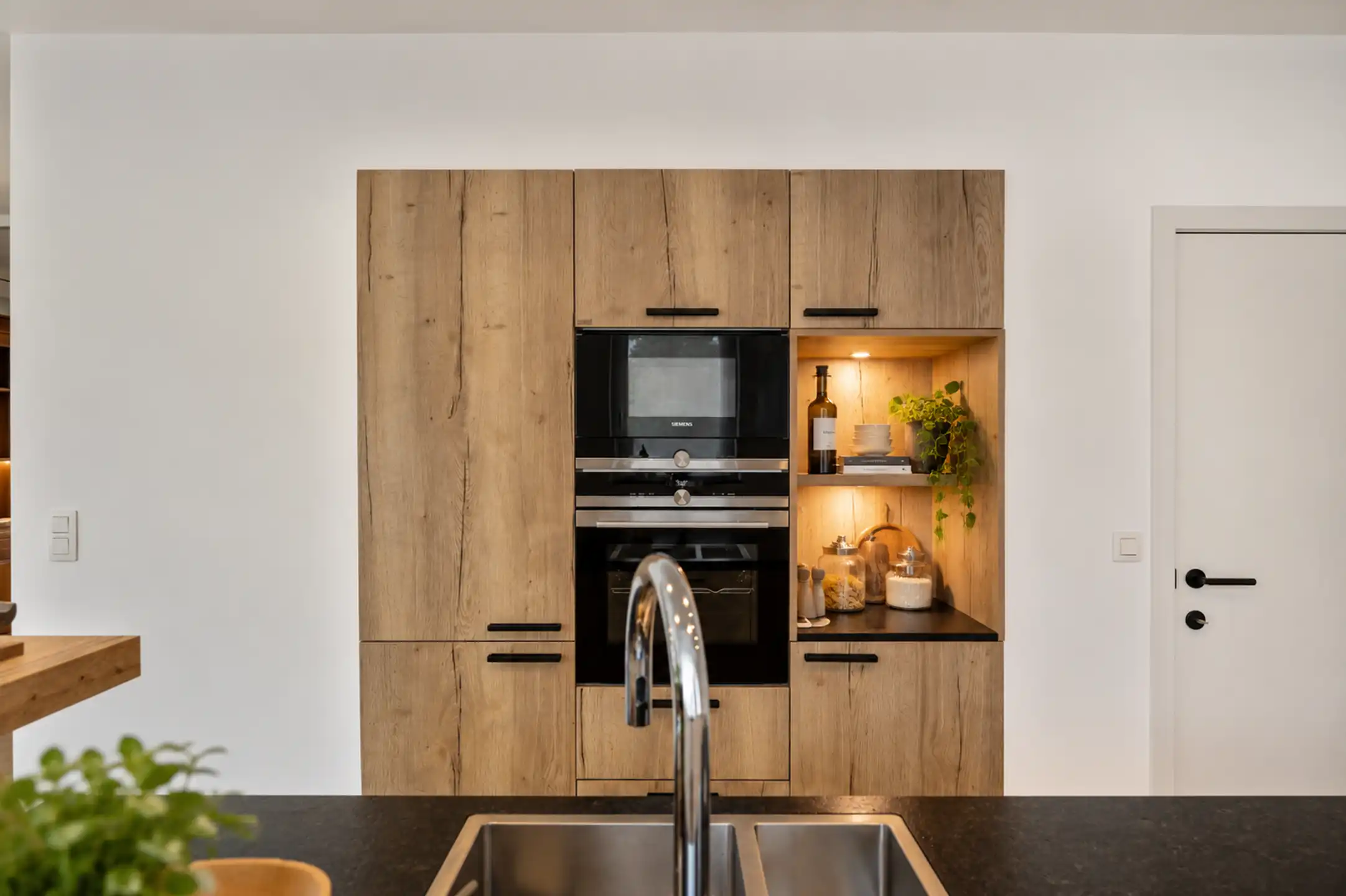 Moderne EPC A-villa op toplocatie nabij scholen en station, met prachtige tuin en privacy foto 18