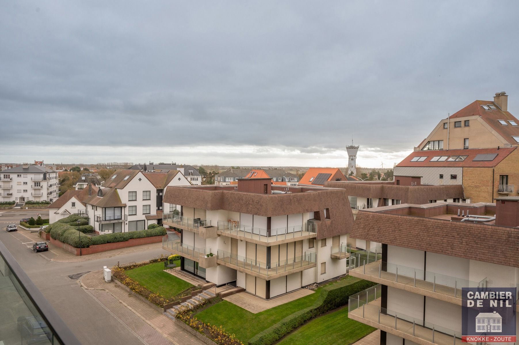 Recent, gemeubeld appartement met lateraal zeezicht te Duinbergen foto 13