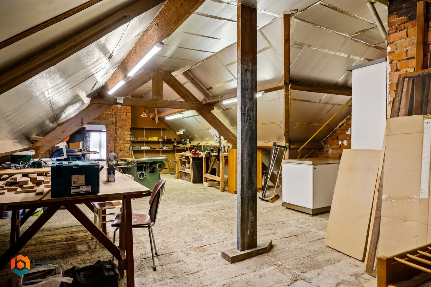 Ruime woning met 4 slpkrs, sfeervolle tuin en bijgebouw op perceel van 2206m² te Duffel foto 16