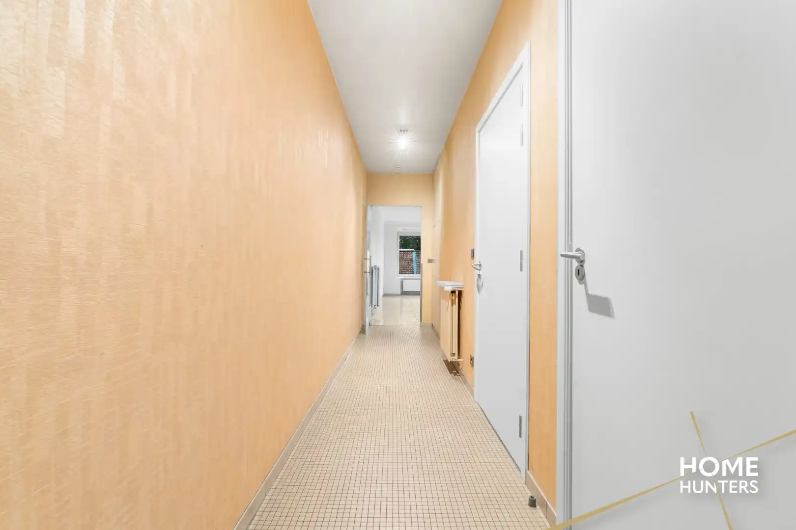 Verrassend ruim 1-slaapkamerappartement foto 8