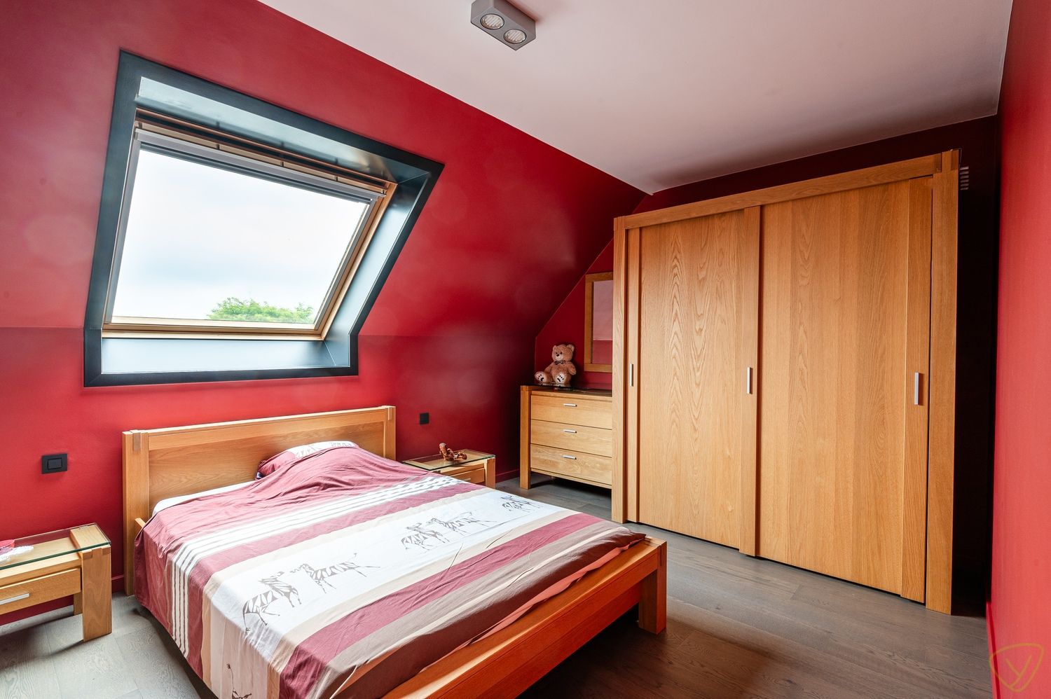 Instapklaar duplex-appartement met terras en garage in Adegem foto 11