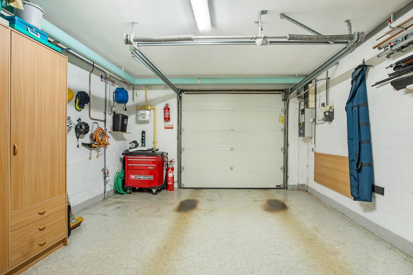 Ruime, instapklare bel-etagewoning met 3 slpk., inpandige garage en tuin foto 15