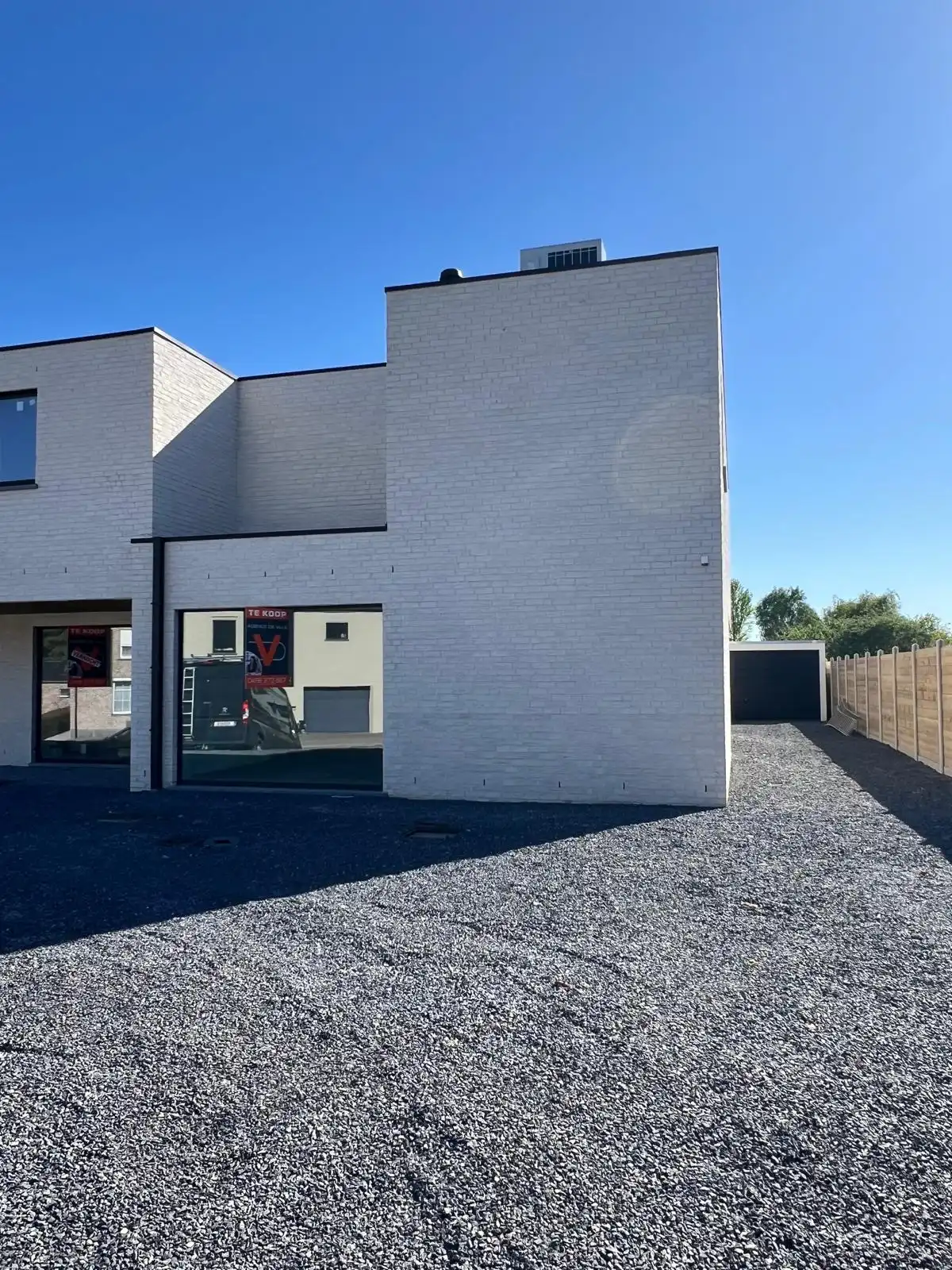 Woning 4 is een halfopen bebouwing  foto 44