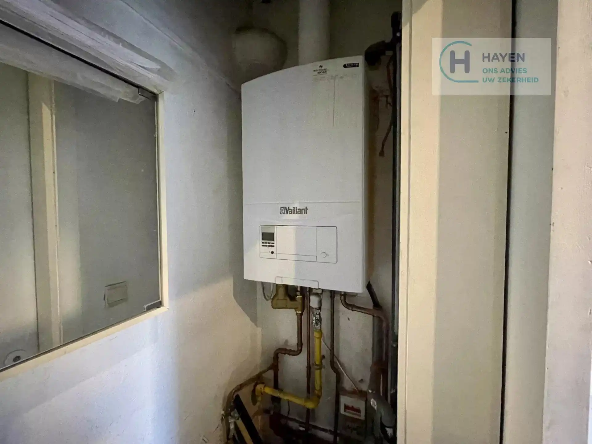 Instapklaar 1-slaapkamerappartement met gezellig balkon in het centrum van Tongeren foto 10