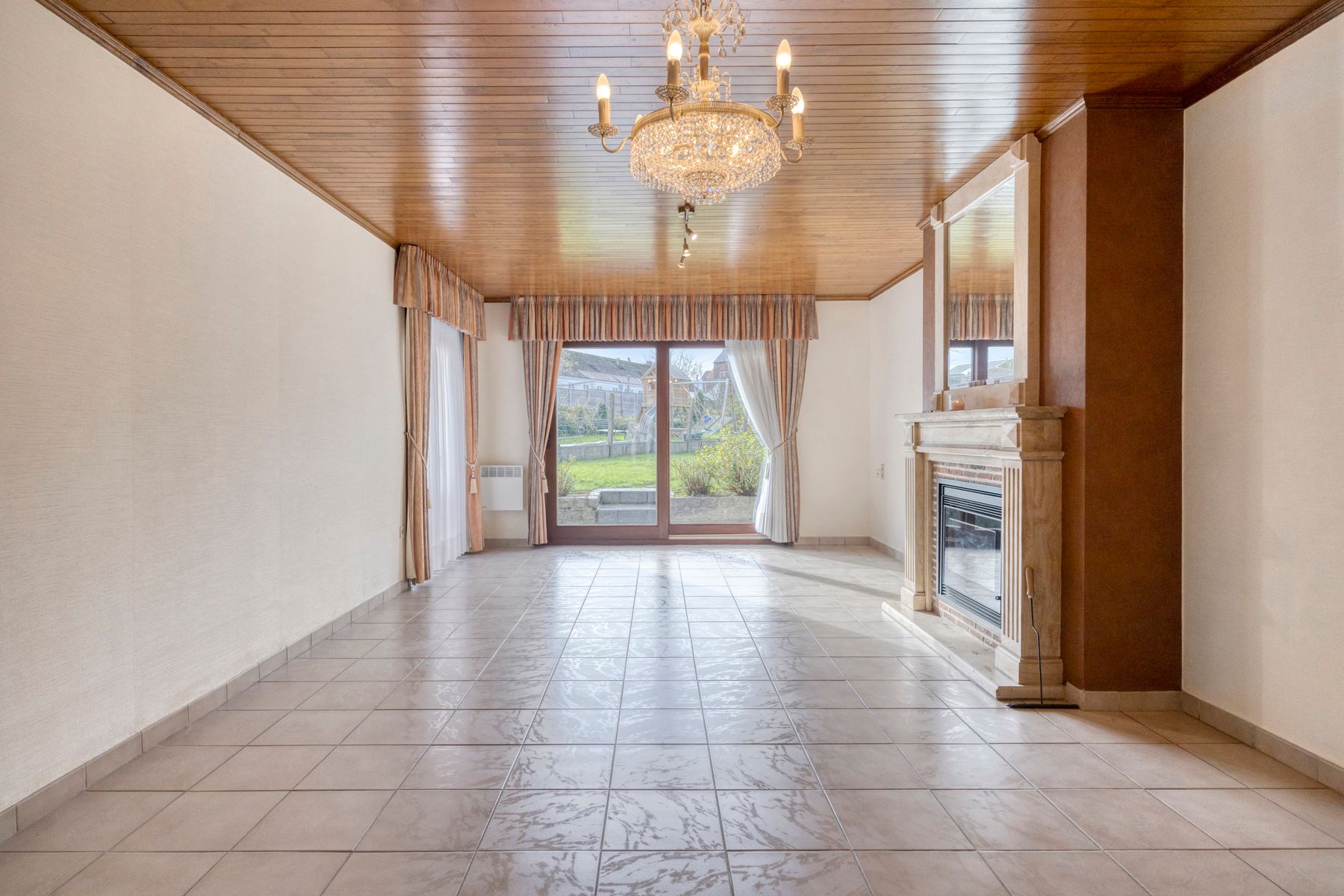 Instapklare woning met 3 slaapkamers en ruime tuin foto 3