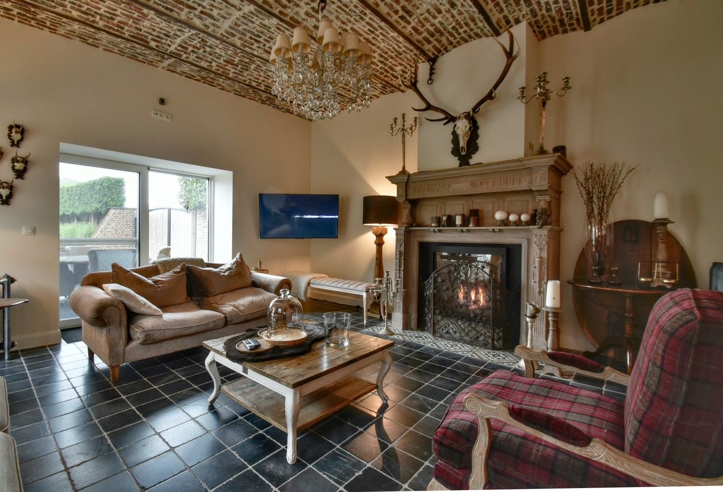 Luxueuze hoeve met schitterende binnenplaats en zwemvijver op een idyllische, natuurrijke locatie te Tongeren foto 11