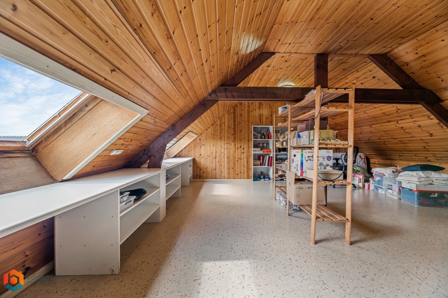 Handelsgelijkvloers met garage & woonst op toplocatie foto 26