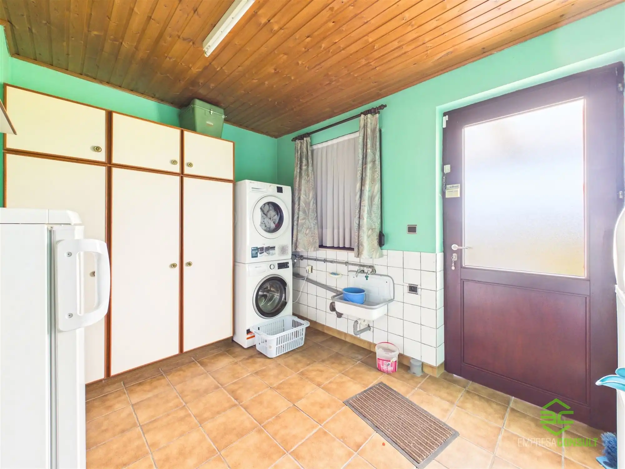 Gelijkvloerse woning met 2 slpk in Runkelen! foto 15