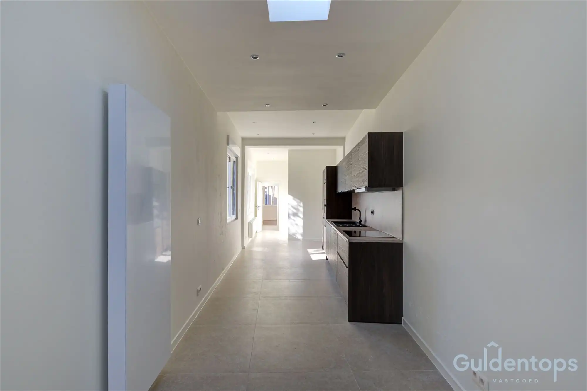 Instapklare vernieuwde woning  foto 18