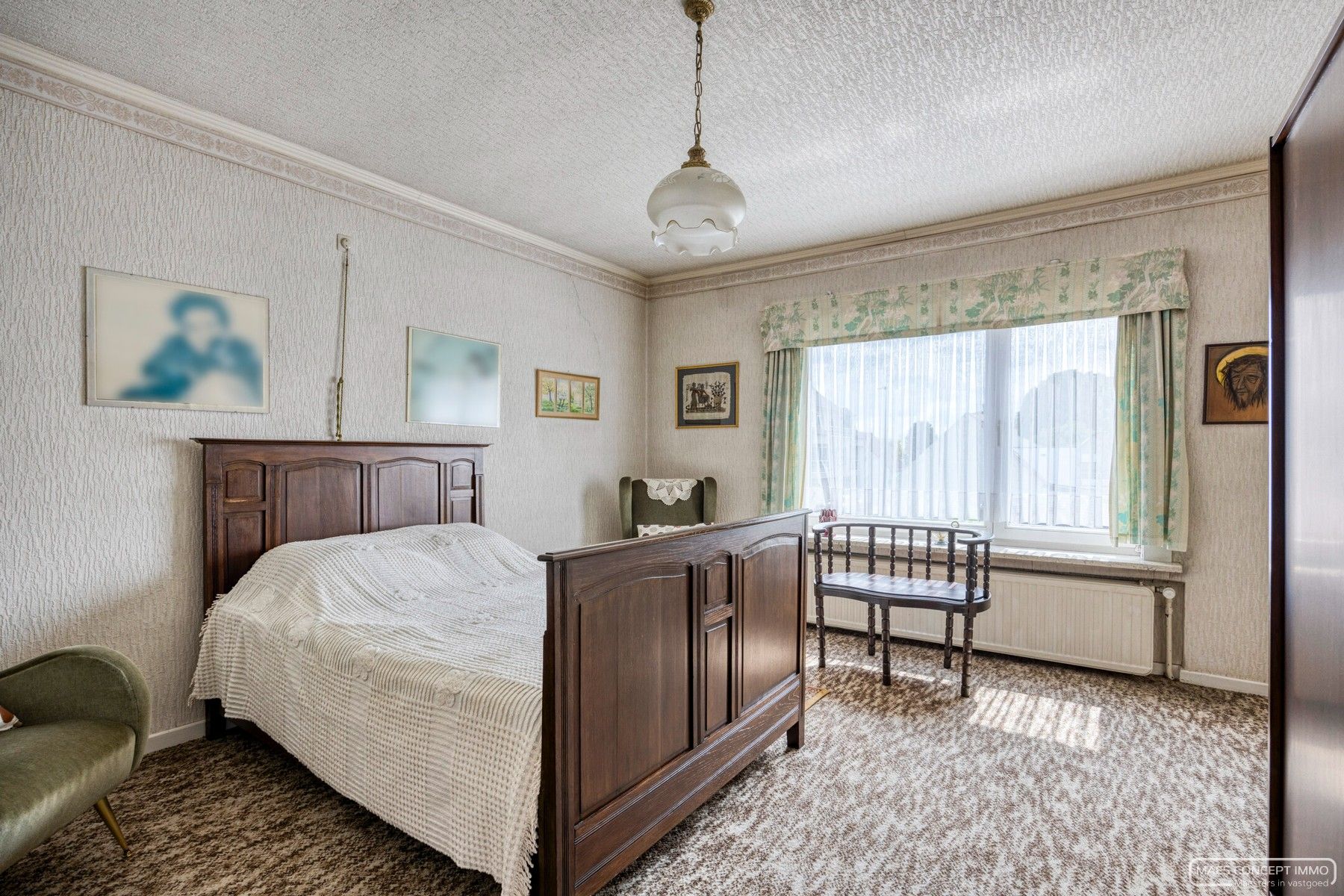 Handelsruimte met woning op topligging in Zulte foto 17