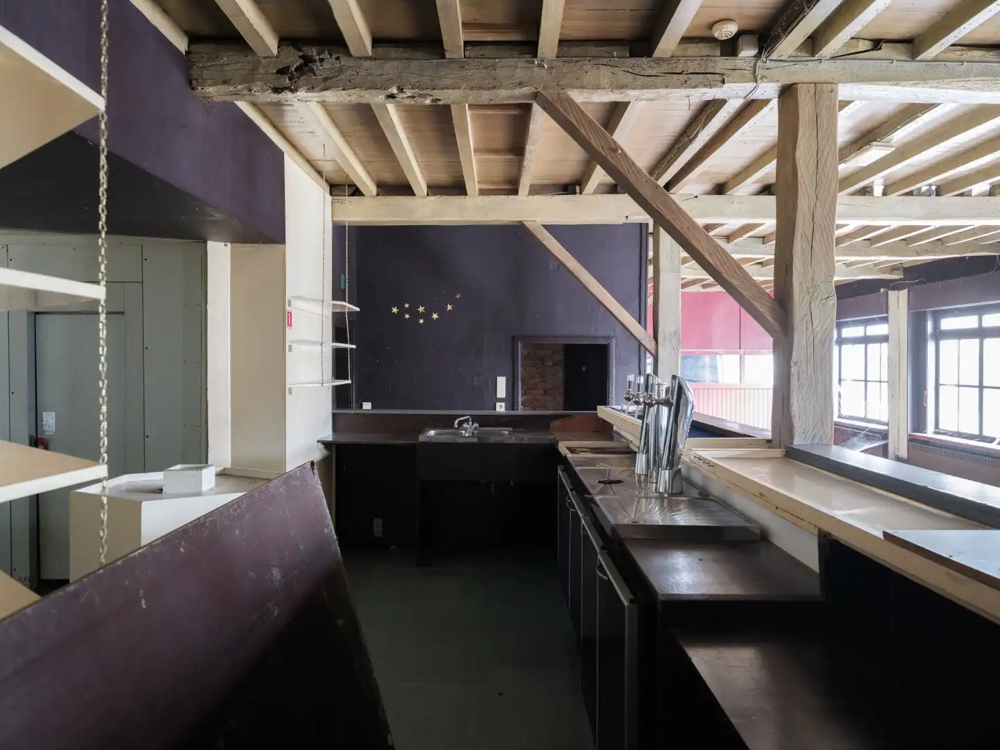 Ruime te renoveren handelszaak met feestzaal en woonmogelijkheid in Nazareth foto 7