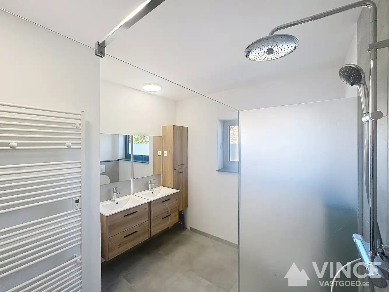 Nagelnieuwe woning met 3 slaapkamers in rustige wijk foto 16