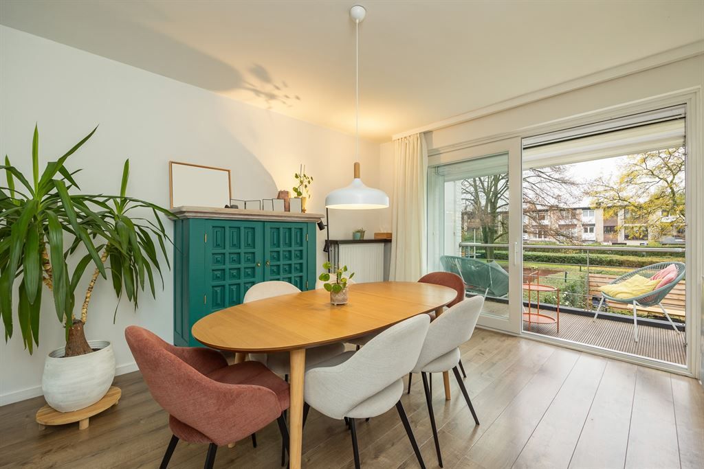 Verzorgde Bel-etage met 3 slaapkamers foto 3