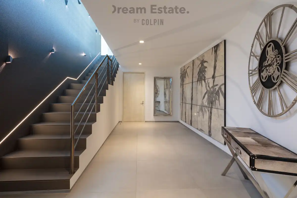 Eigentijdse villa in het bevoorrechte Nueva Andalucia foto 24