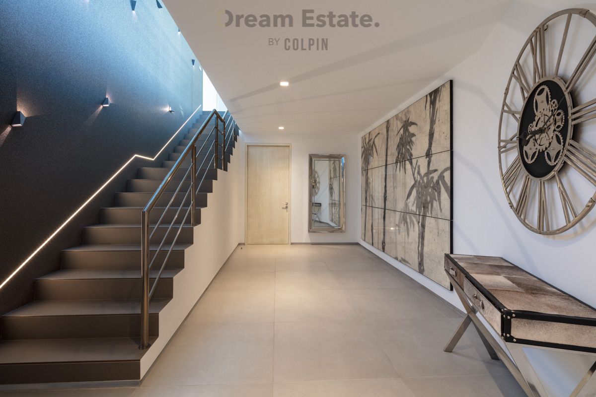 Eigentijdse villa in het bevoorrechte Nueva Andalucia foto 24