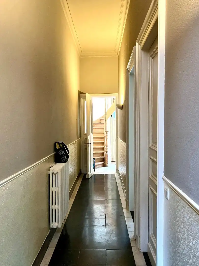 Studentenkamers of co-housing te huur pal aan de grote markt te Kortrijk foto 2