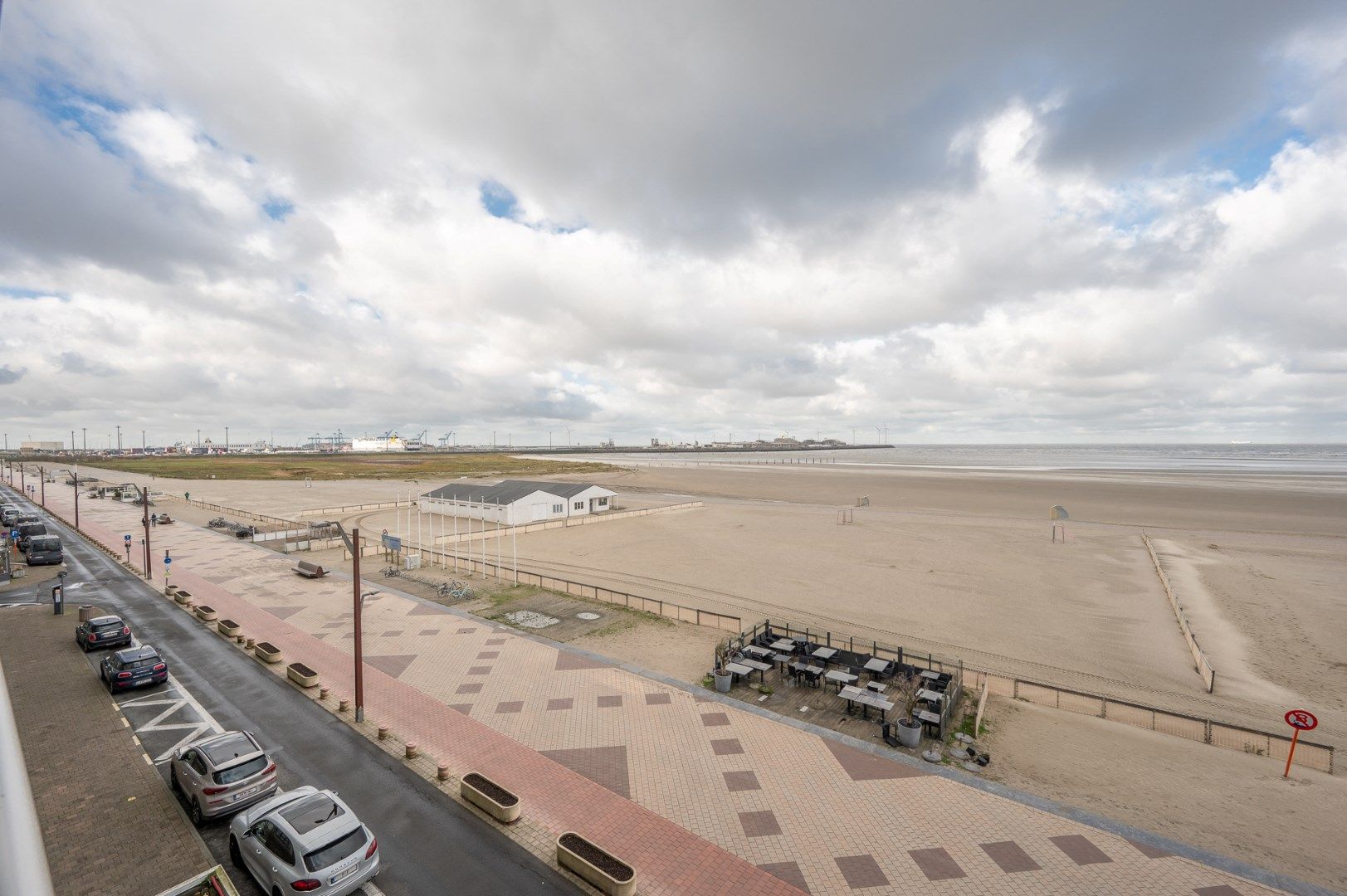 Appartement met een gevelbreedte van 7 meter en frontaal zeezicht foto 11