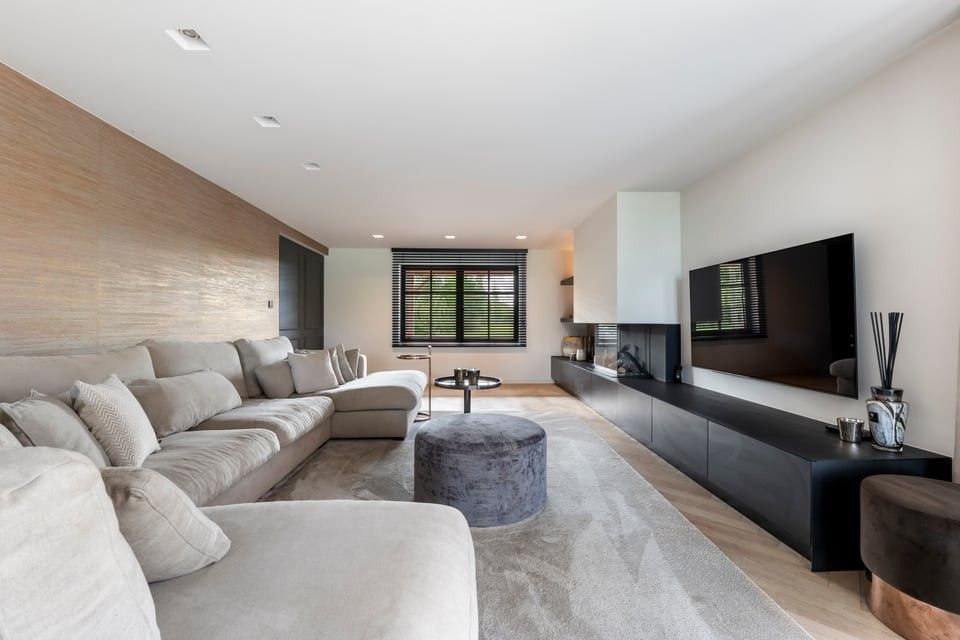 UNIEKE LUXUEUZE VILLA OP EEN PRACHTIG PERCEEL VAN 28A50CA IN SINT-TRUIDEN foto 16