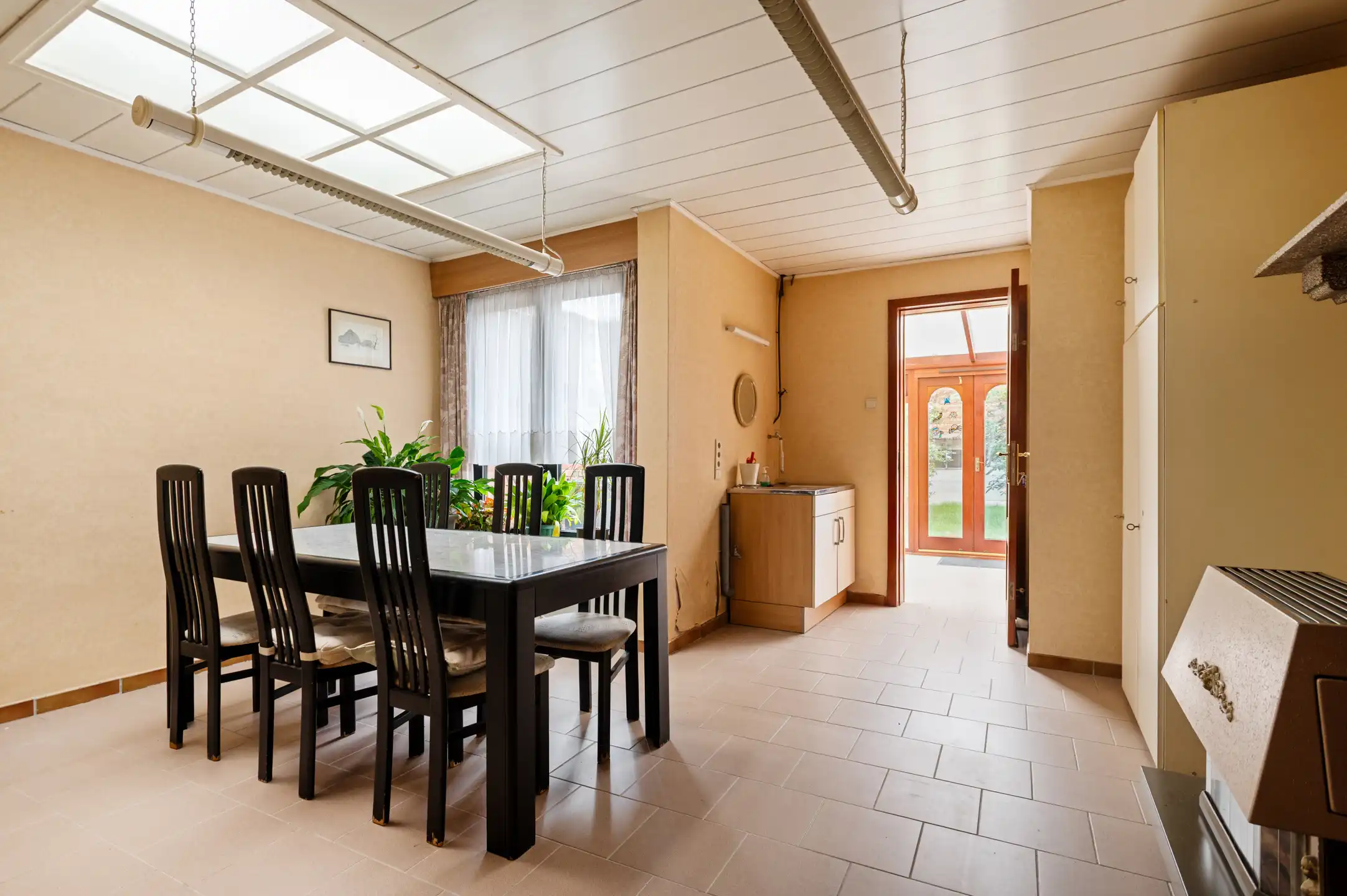 Ruime gezinswoning met 3 slaapkamers en tuin foto 5
