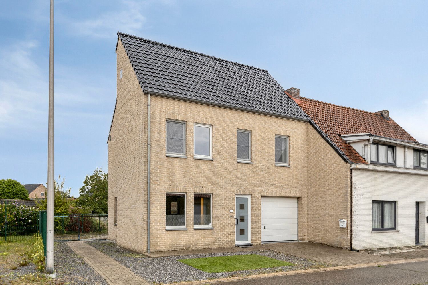 INSTAPKLARE WONING MET VERGUND MAGAZIJN OP 4A 61CA! foto 2